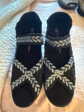 Black Woven Sandals with Silver Braided Detail - Women